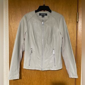 Kenneth Cole Reaction Small Ivory Faux Leather Zippered Jacket new w/o tags